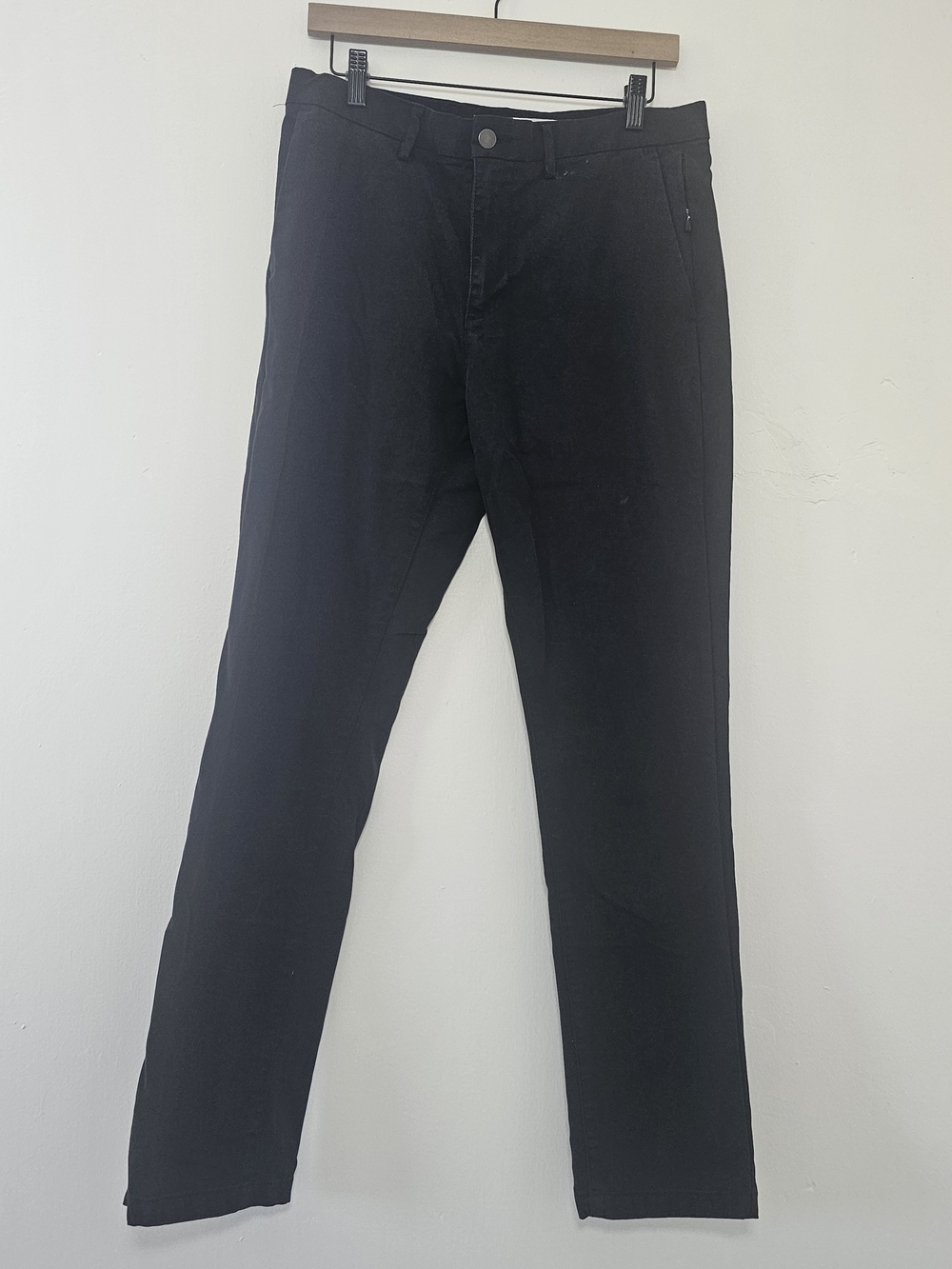 Old Navy Black Men's Straight Chinos
